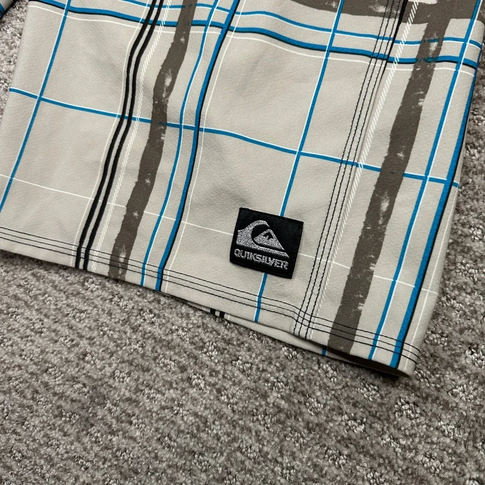 Quiksilver Cypher Series Board Shorts Mens 31 Blue Plaid 4-Way Stretch Q101349